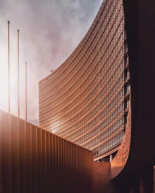 德國(guó)攝影師拍的上海美艷照,讓網(wǎng)友看呆 這還是我認(rèn)識(shí)的魔都嗎