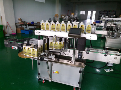 促銷全自動定位圓瓶貼標機