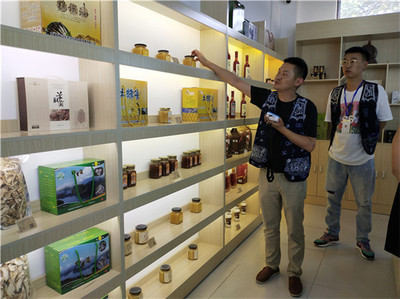 滇滬攜手·脫貧攻堅｜洱源縣電子商務助力鄉村振興，70余個特色產品入駐上海交大